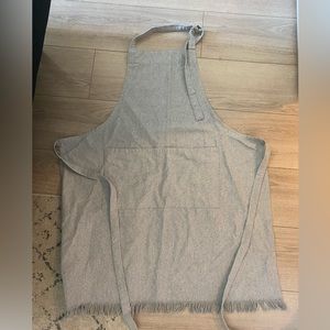 Grey cotton apron